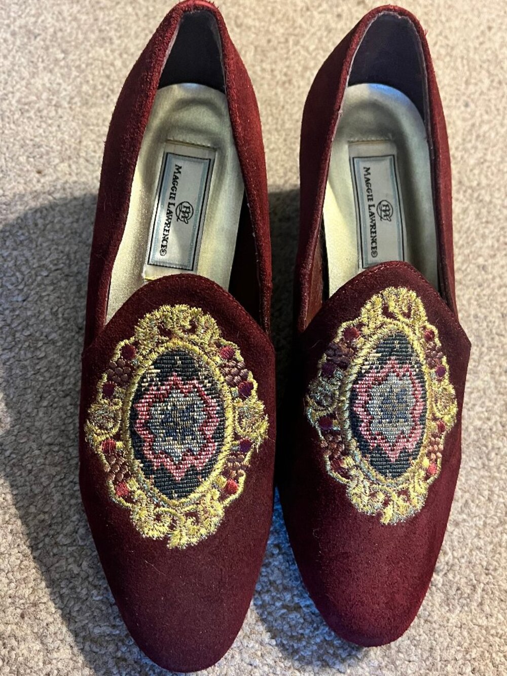 Maggie Lawrence Burgundy Suede Embroidered Block Heel Loafers Size 7